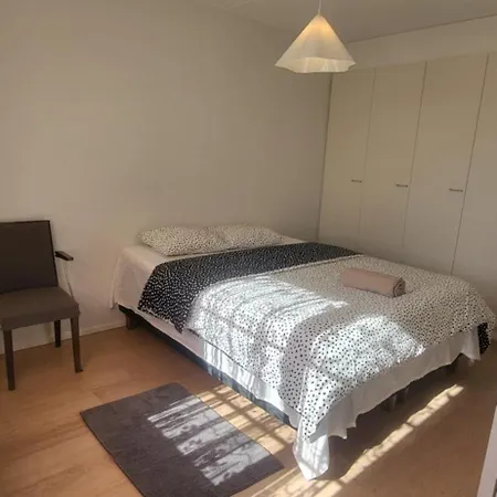An Entire Apartment, 3 Min From Metro In Matinkylae, * Espoo