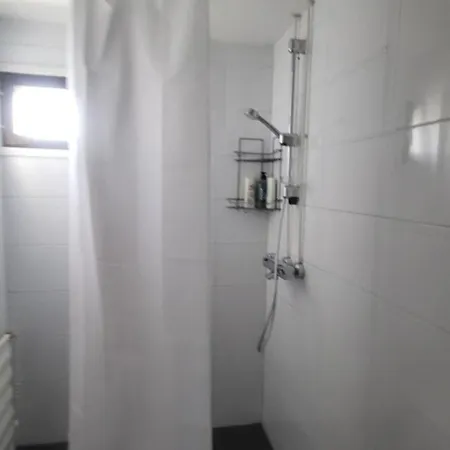 An Entire Apartment, 3 Min From Metro In Matinkylae, Appartement Espoo