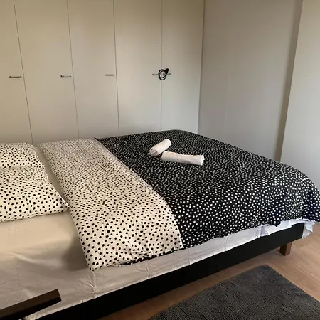 An Entire Apartment, 3 Min From Metro In Matinkylae, Апартаменты