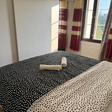 An Entire Apartment, 3 Min From Metro In Matinkylae, Апартаменты