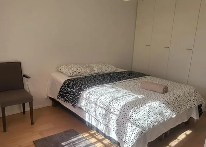 An Entire Apartment, 3 Min From Metro In Matinkylae, * Espoo